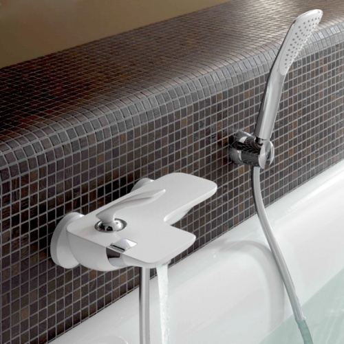 Смеситель для ванны Kludi Balance 524459175 белый/хром, литой рычаг, с ограничителем горячей воды