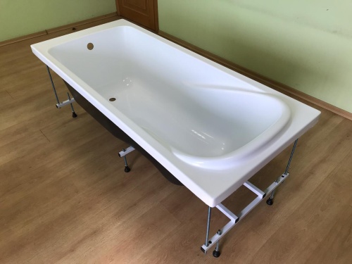 Акриловая ванна Eurolux ALLA 150х75 E101507005