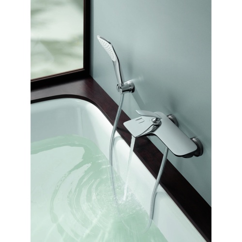 Смеситель для ванны Kludi Balance 524450575 хром, литой рычаг, с ограничителем горячей воды